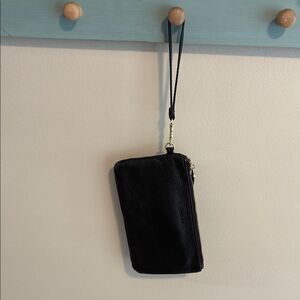 Befen Black Leather Wristlet
